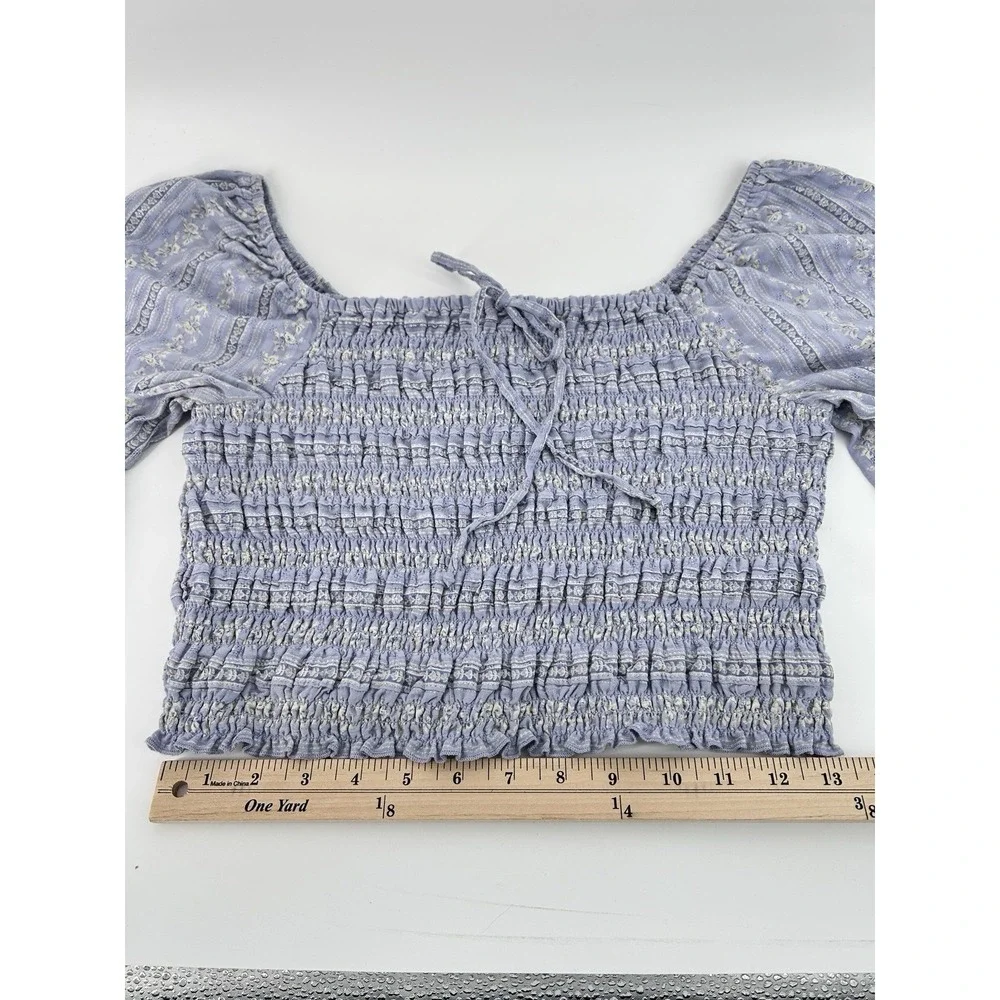 American Eagle Smocked Milkmaid Top M Floral Peasant Cottagecore Puff Sleeve